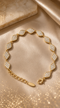 Lustra Leaf AD 316L Anti Tarnish Bracelet
