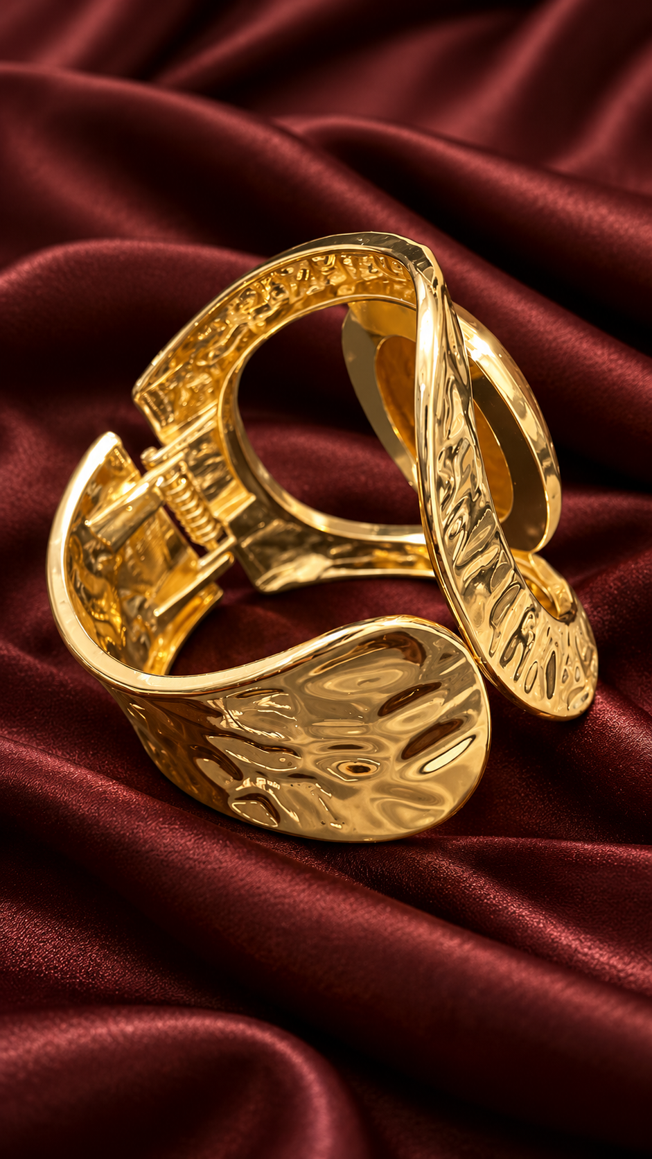 Amber Oval Textured 316L Anti-Tarnish Cuff Bracelet