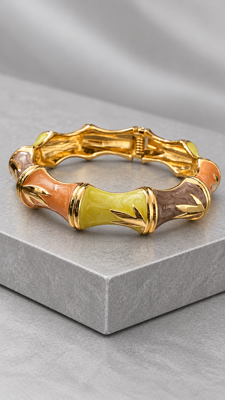 Leaf Motif 316L Anti Tarnish Enamel Bracelet