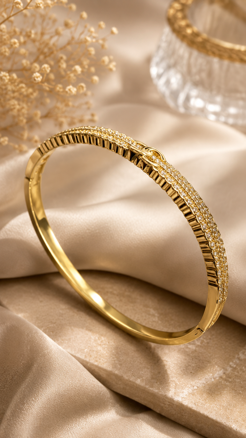Crown 316L Anti-Tarnish AD Bangle Bracelet