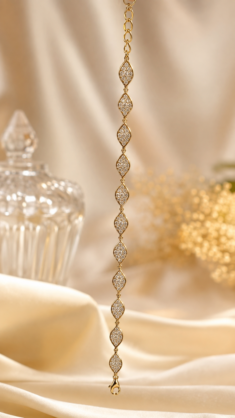 Lustra Leaf AD 316L Anti Tarnish Bracelet