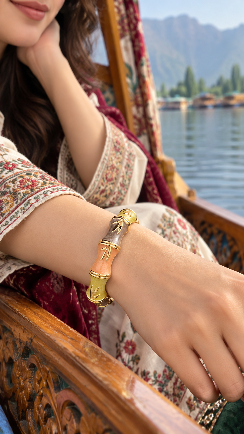Leaf Motif 316L Anti Tarnish Enamel Bracelet