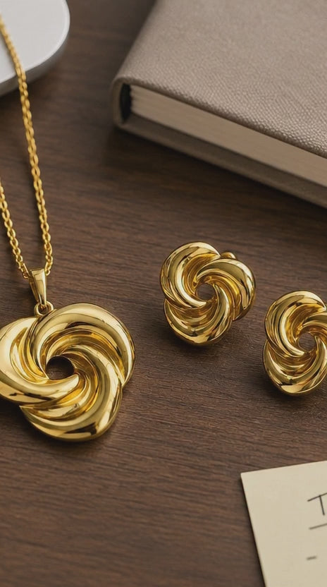 Twirl Harmony Pendant & Stud Set